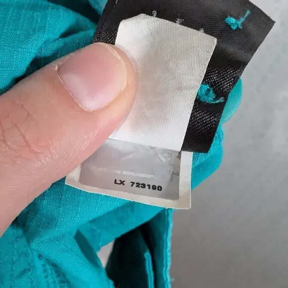 The North Face Shorts Women's Size 10 Cargo Blue Teal - Picture 9 of 9